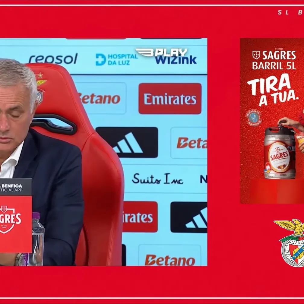 The video player resized to make room for a separate ad unit during a live press conference broadcast